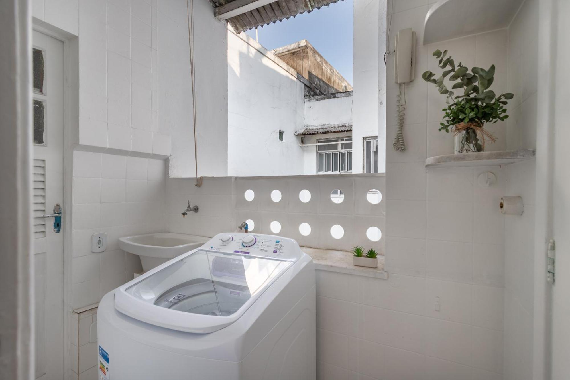 2 Quartos A 400m Da De Ipanema E 200m Do Metro - Portaria 24h, Wi-fi, Ar Condicionado E Cozinha Completa - Comporta 5 * Rio de Janeiro